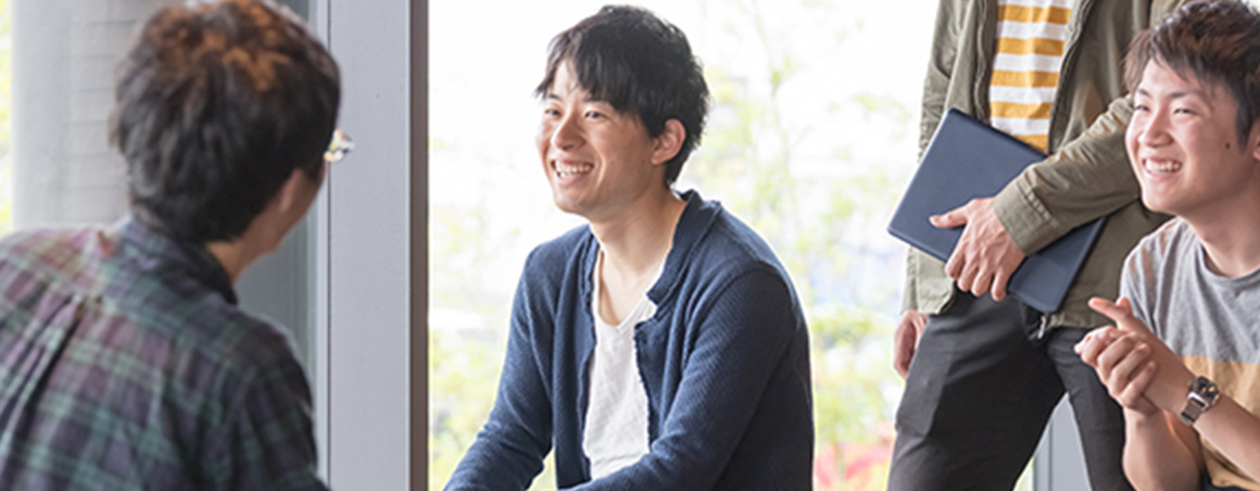 先輩社員を知る